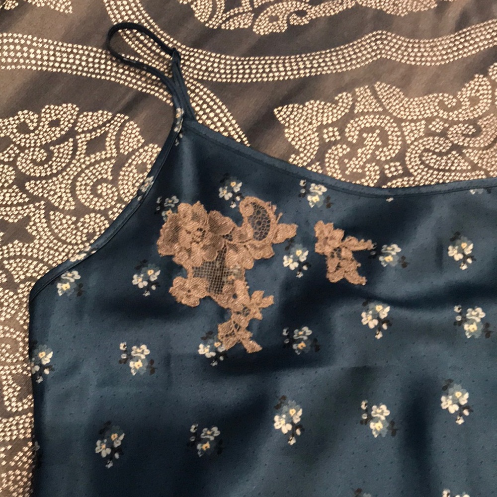Victoria’s Secret Sexy Silk and lace baby doll - Picture 3 of 8